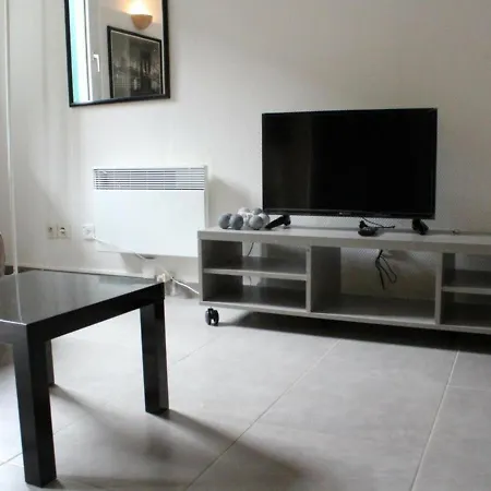 Studio La Rochelle, 1 Piece, 2 Personnes - Fr-1-246-428 * La Rochelle (Charente-Maritime)
