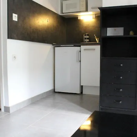 Studio La Rochelle, 1 Piece, 2 Personnes - Fr-1-246-428 * La Rochelle (Charente-Maritime)