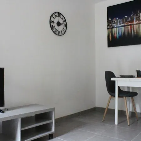 Apartment Studio La Rochelle, 1 Piece, 2 Personnes - Fr-1-246-428 *
